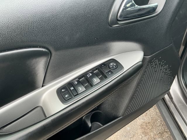 Used 2018 Dodge Journey SE w/ Popular Equipment Group FWD image 13