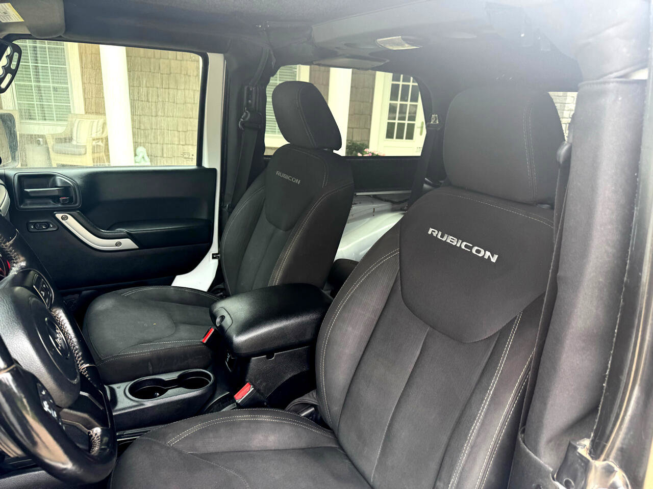 Used 2017 Jeep Wrangler Rubicon w/ Power Convenience Group image 12