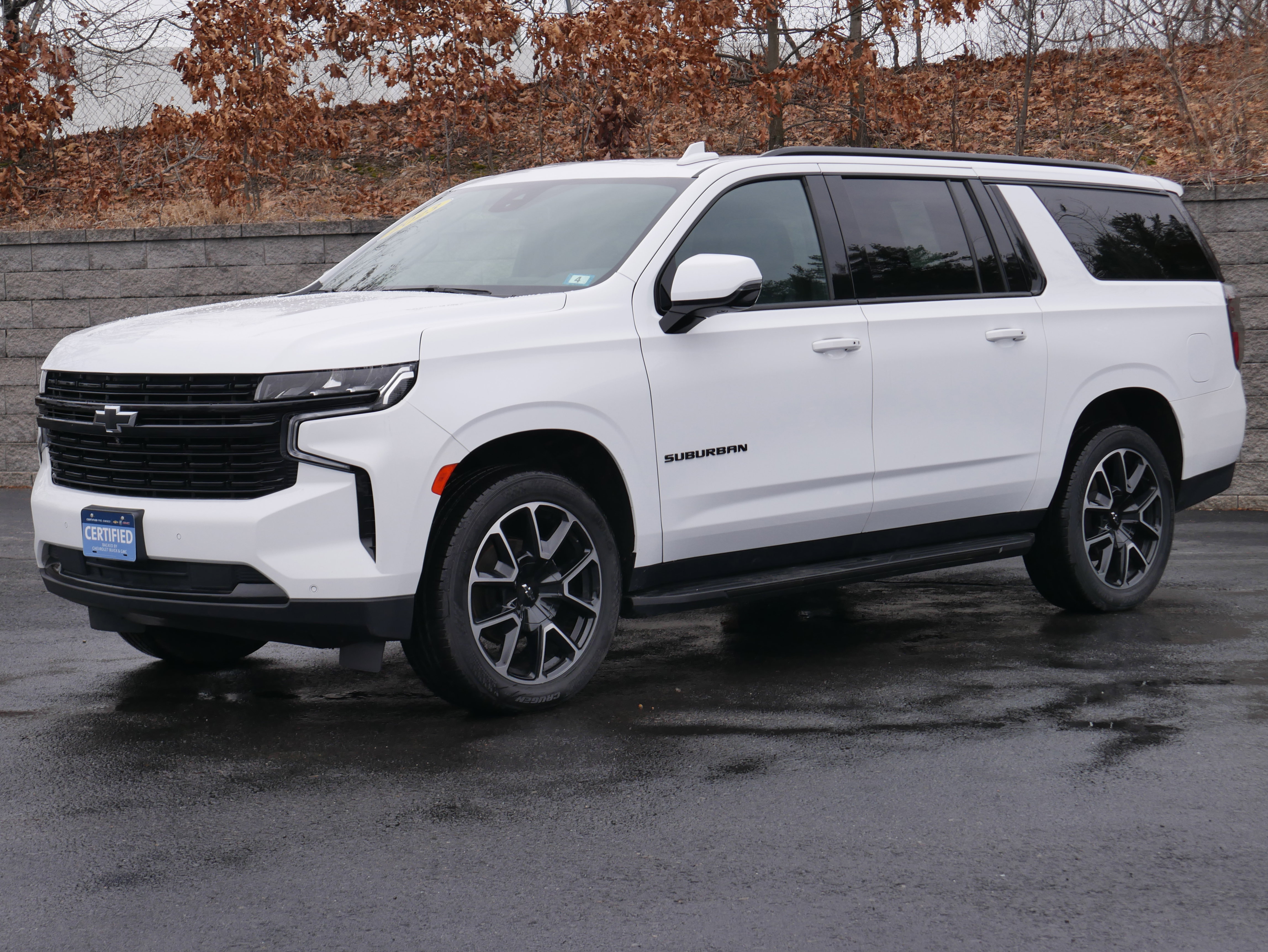 Certified 2023 Chevrolet Suburban RST w/ Luxury Package image 1
