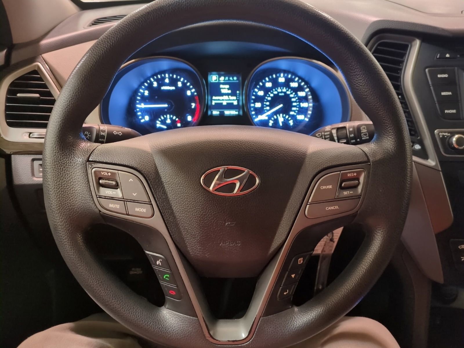 Used 2017 Hyundai Santa Fe Sport image 18