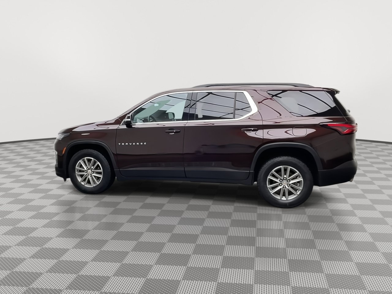 Certified 2023 Chevrolet Traverse LT w/ LPO, Floor Liner Package AWD/4WD image 39