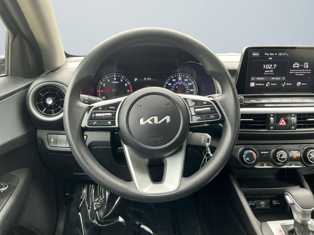 Used 2023 Kia Forte LXS image 13