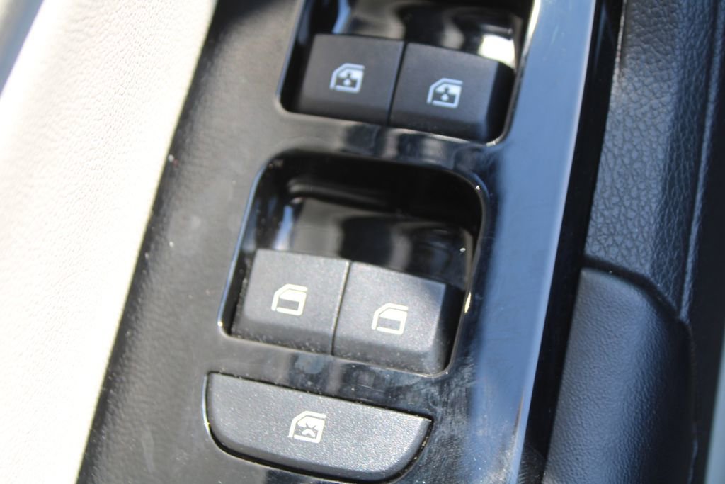 Used 2024 Kia Sportage EX image 18