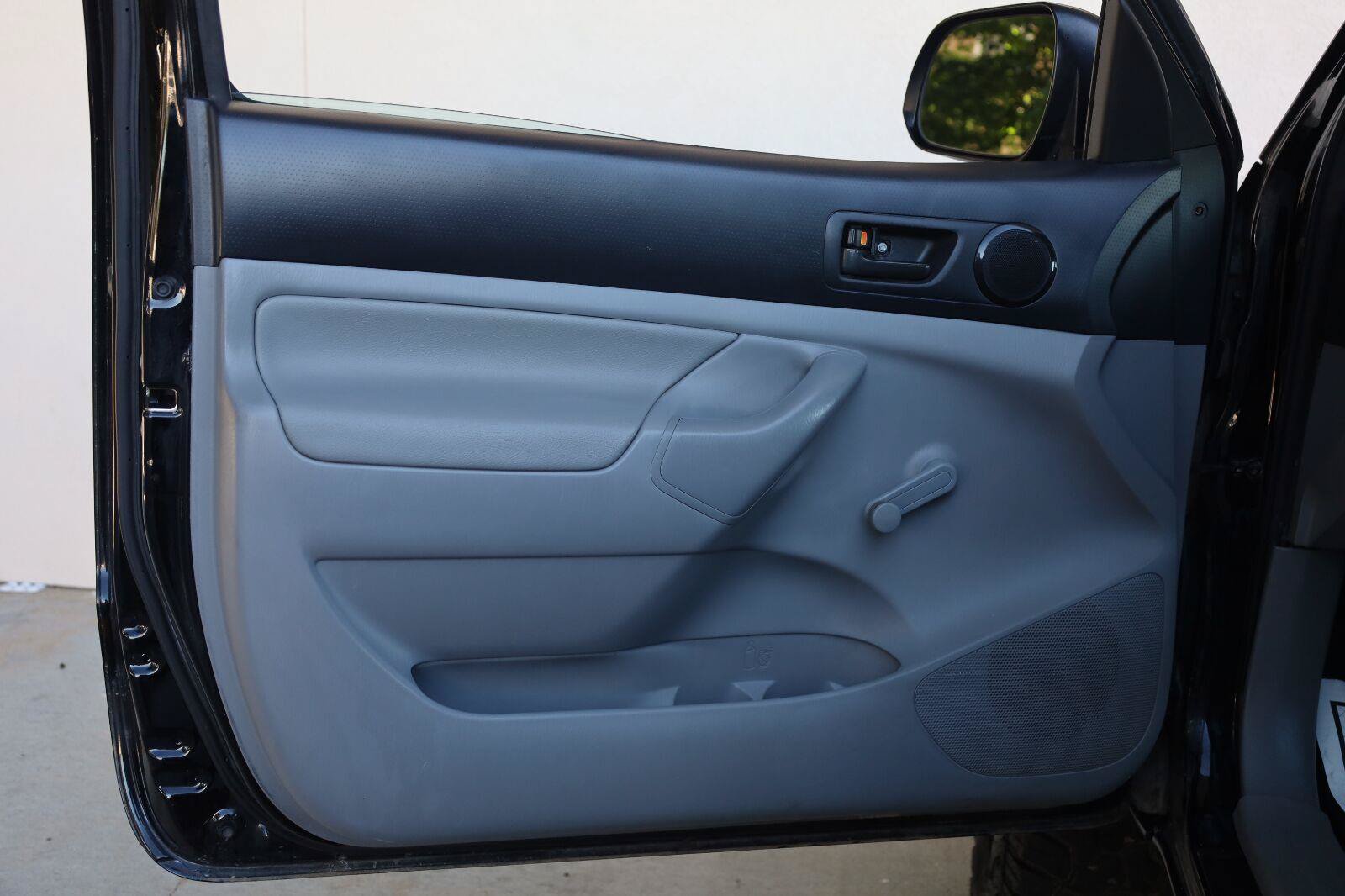 Used 2012 Toyota Tacoma 2WD Regular Cab image 15
