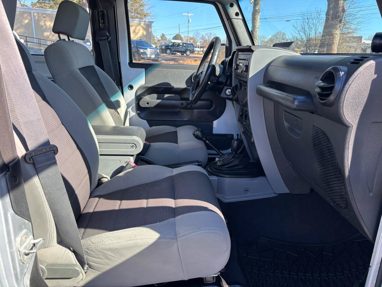 Used 2007 Jeep Wrangler X AWD/4WD image 12