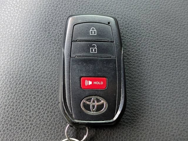 Used 2024 Toyota Tacoma SR5 RWD image 31