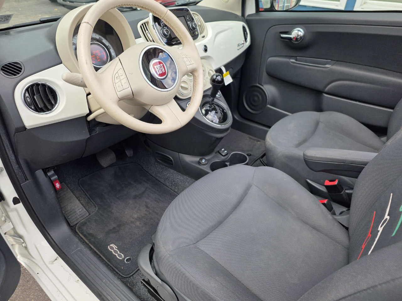 Used 2016 FIAT 500 Pop image 23