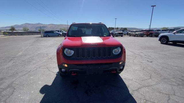 Used 2017 Jeep Renegade Trailhawk AWD/4WD image 3