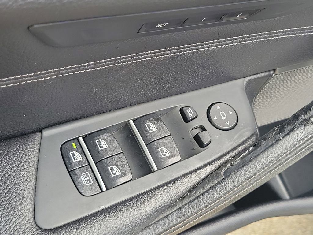 Used 2018 BMW 540i RWD image 19