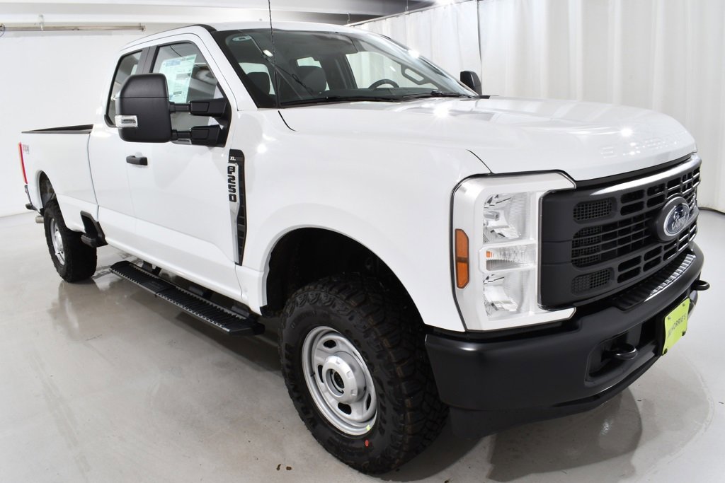 New 2026 Ford F250 XL w/ XL Off-Road Package image 5