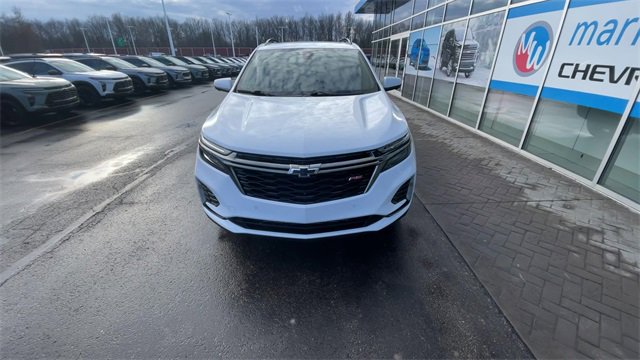 Certified 2022 Chevrolet Equinox RS w/ Infotainment Package image 3