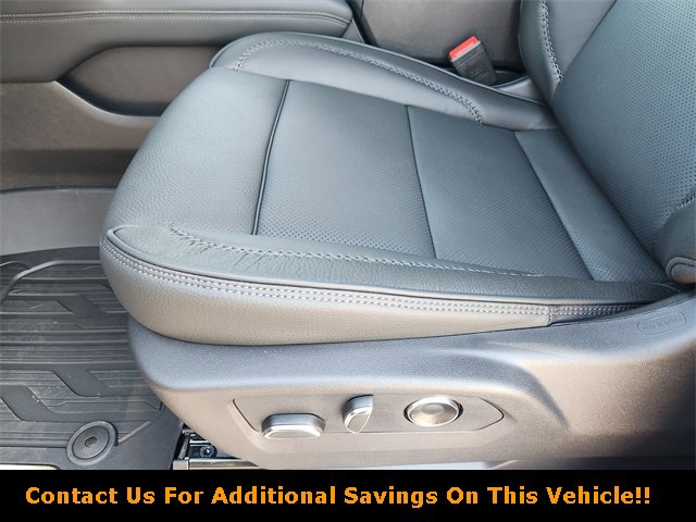 New 2026 GMC Yukon Denali w/ Sun & Power Step Package image 18