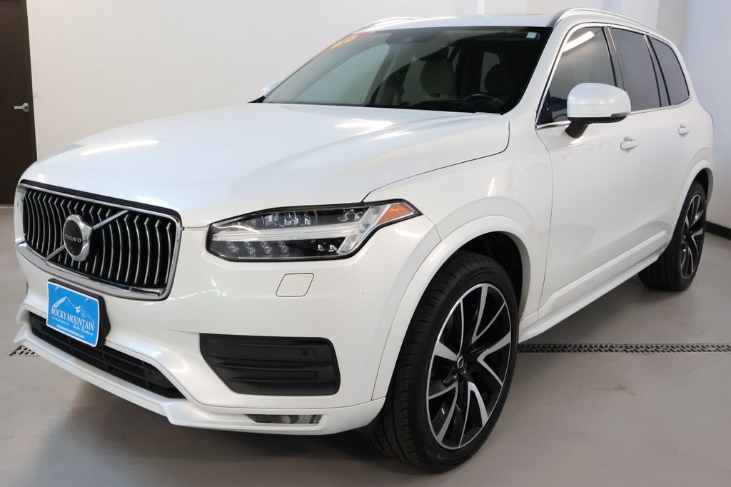Used 2020 Volvo XC90 T6 Momentum w/ Protection Package Premier AWD/4WD image 3