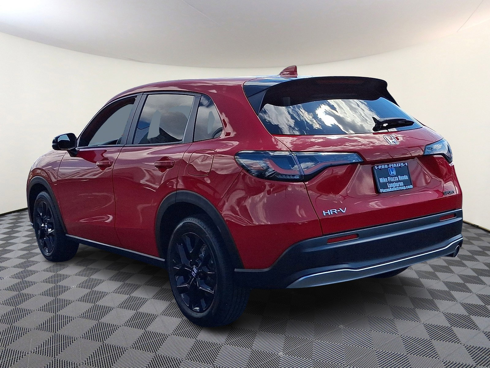 Used 2024 Honda HR-V Sport image 5