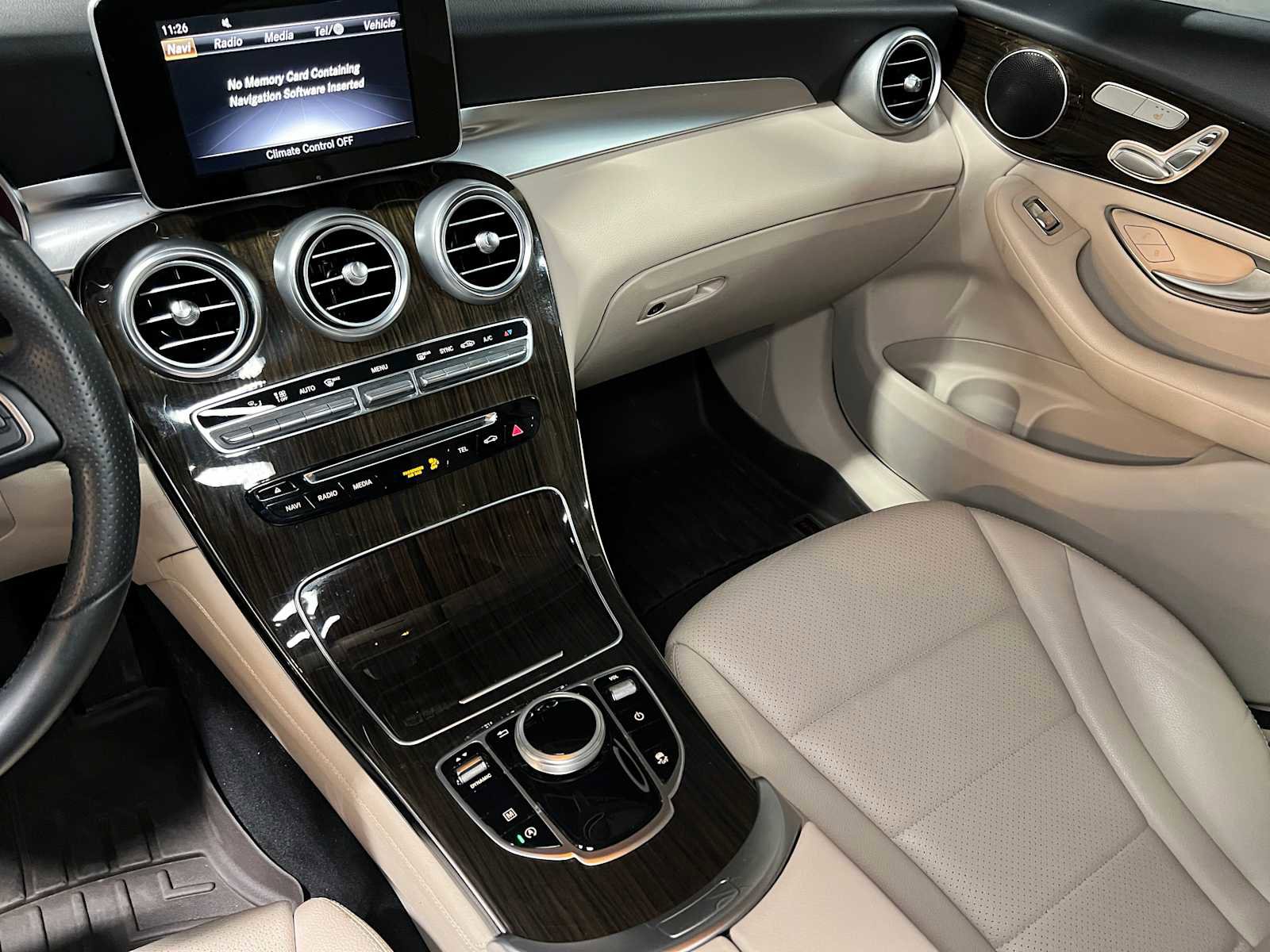 Used 2018 Mercedes-Benz GLC 300 image 29