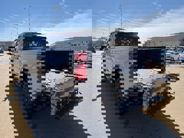 New 2026 Chevrolet Silverado 1500 ZR2 w/ Dark Appearance Package image 7