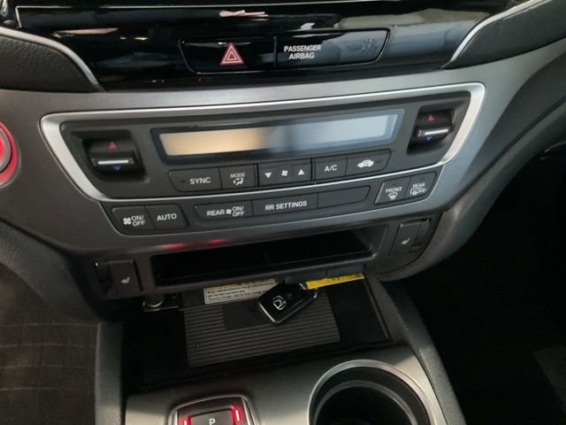 Used 2023 Honda Passport EX-L image 16