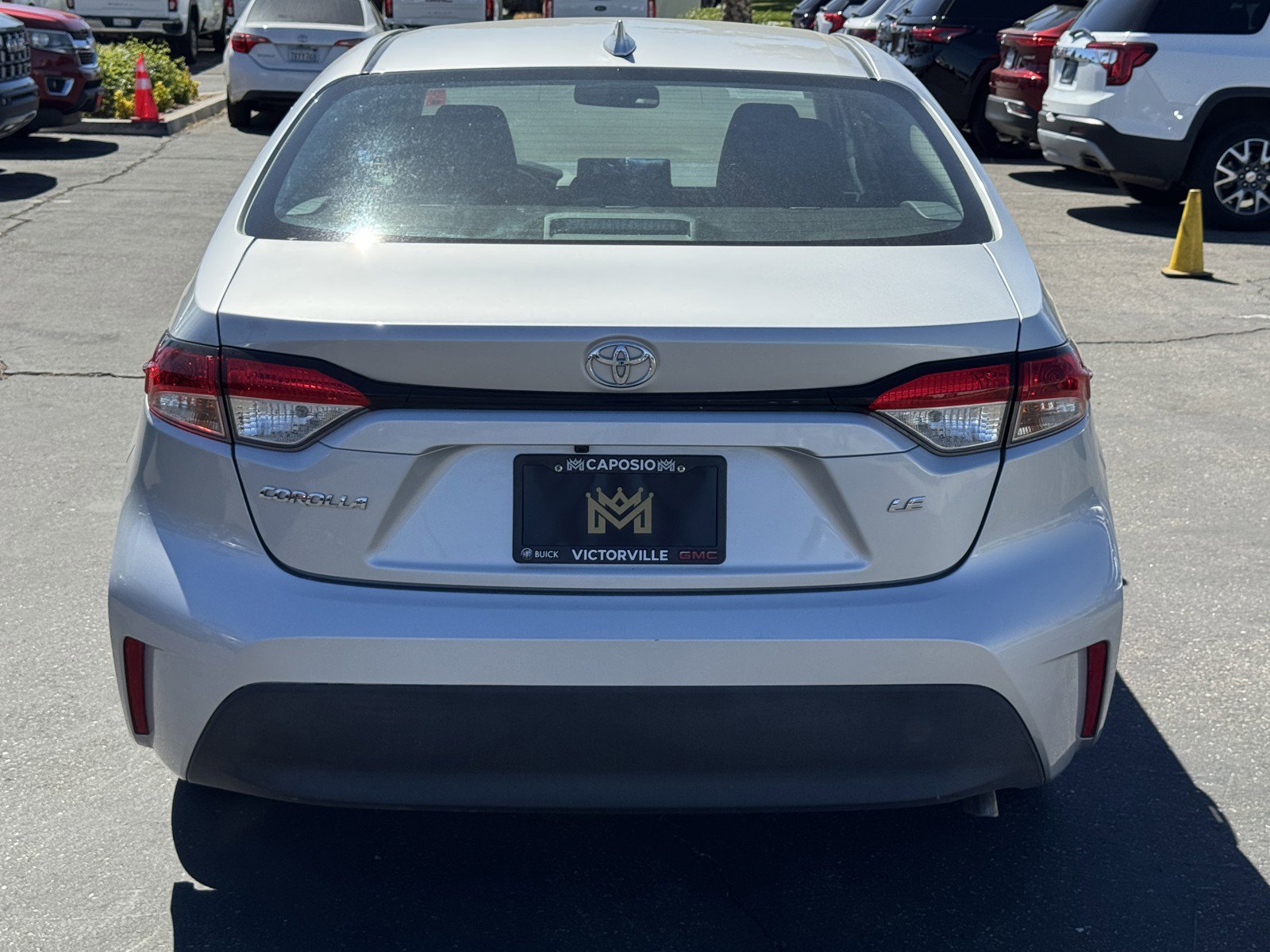 Used 2023 Toyota Corolla LE FWD image 5