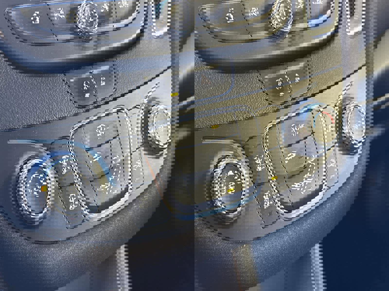 Used 2020 Chevrolet Malibu LS w/ LPO, Convenience Package 1 image 19