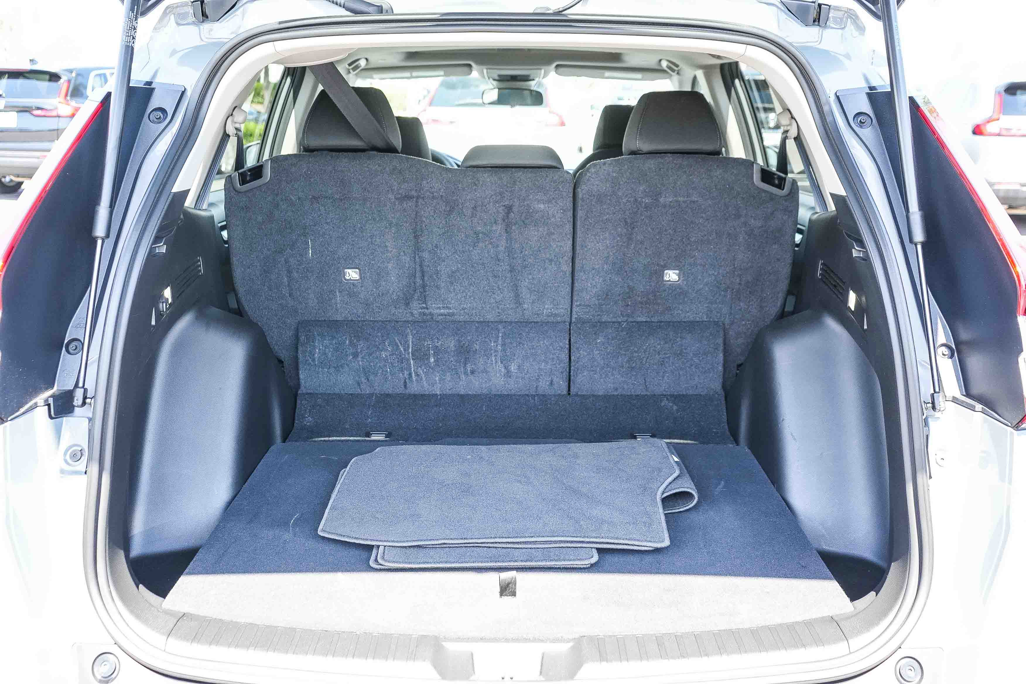 Used 2025 Honda CR-V EX image 30