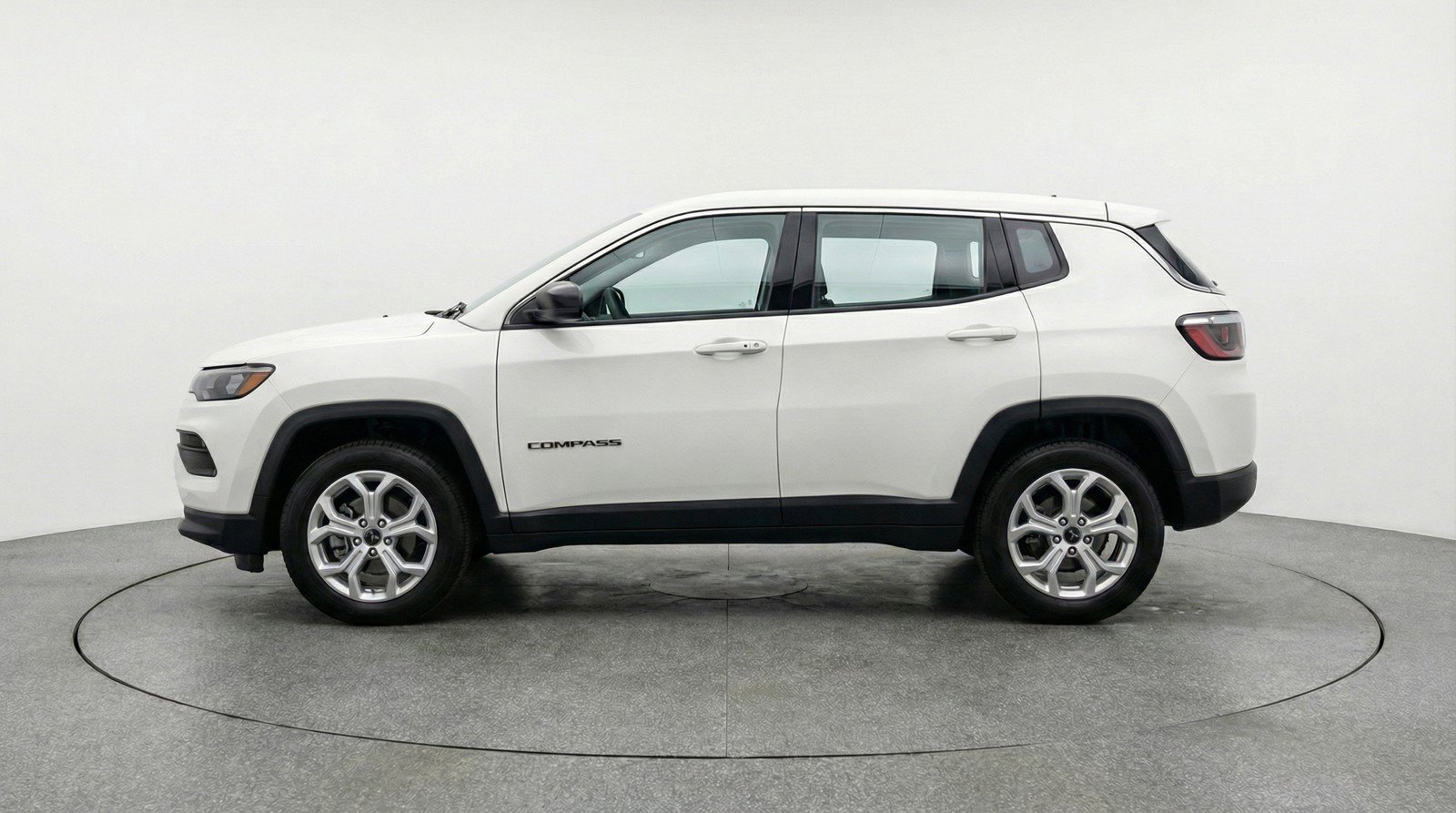 Used 2025 Jeep Compass Latitude image 5