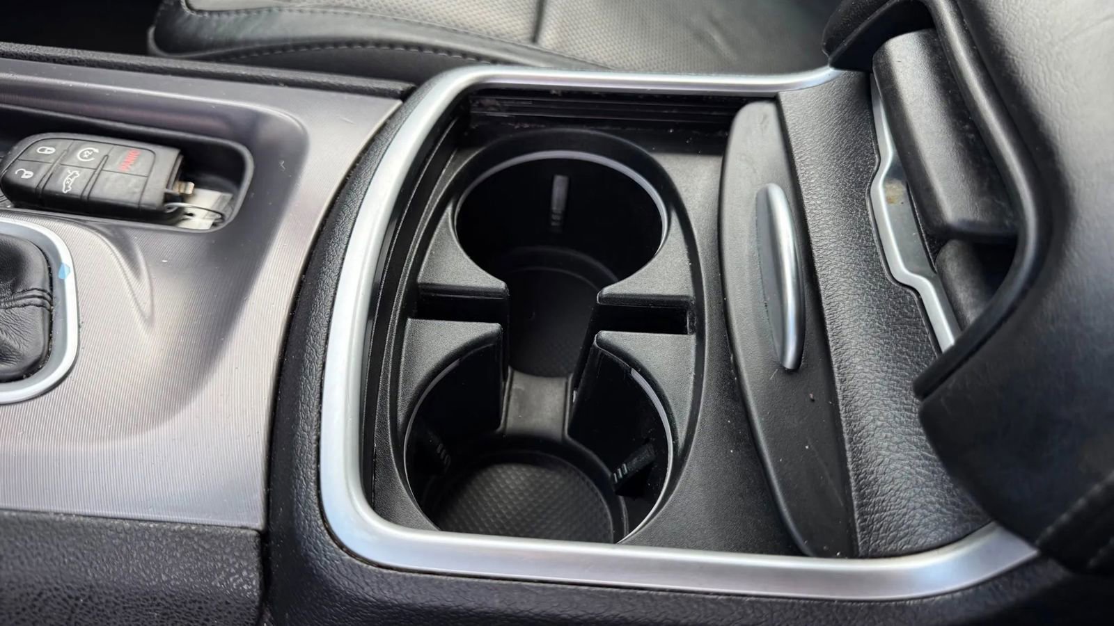 Used 2020 Dodge Charger SXT w/ Leather Interior Group image 34