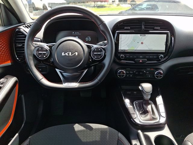 Certified 2023 Kia Soul GT-Line FWD image 11