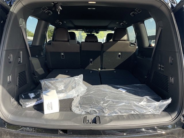 New 2026 Nissan Armada Platinum image 16