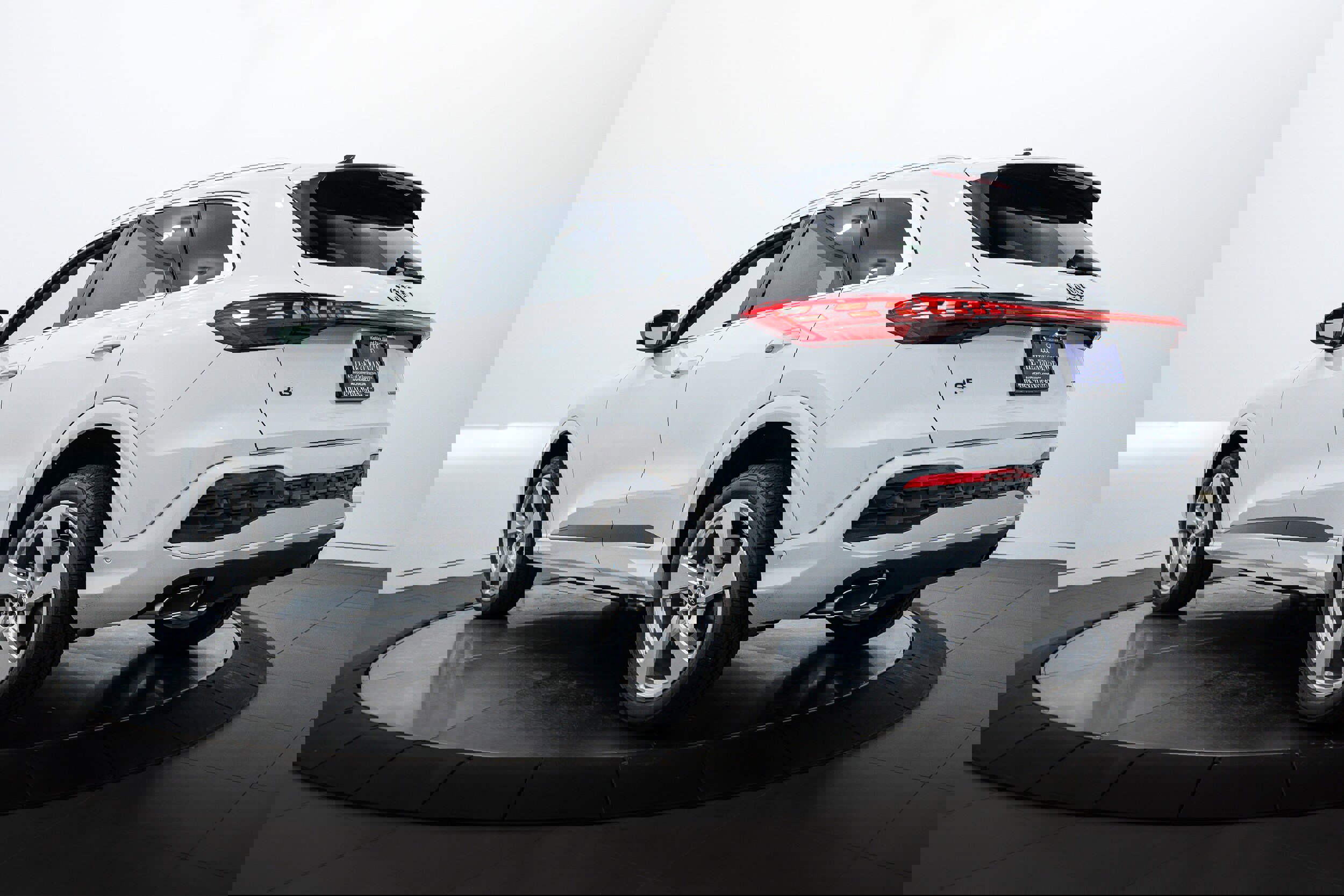 New 2025 Audi Q5 Premium Plus image 6