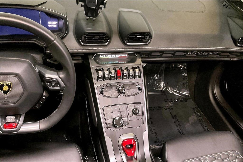 Used 2018 Lamborghini Huracan LP 580-2 image 11
