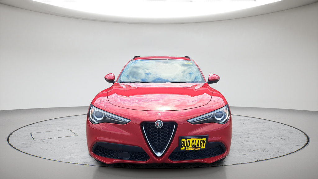 Used 2018 Alfa Romeo Stelvio Sport w/ Quick Order Package 22J Sport AWD/4WD image 8