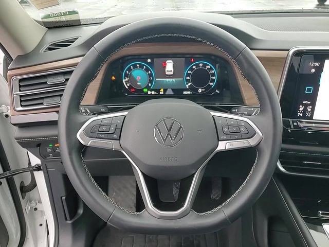 Used 2024 Volkswagen Atlas SE image 15