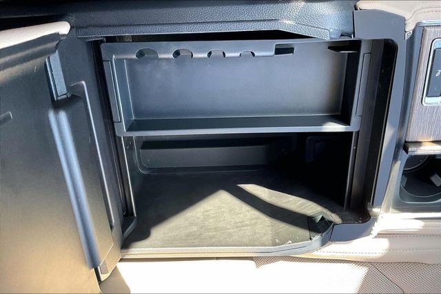 Used 2024 Ford Expedition Max Limited image 38