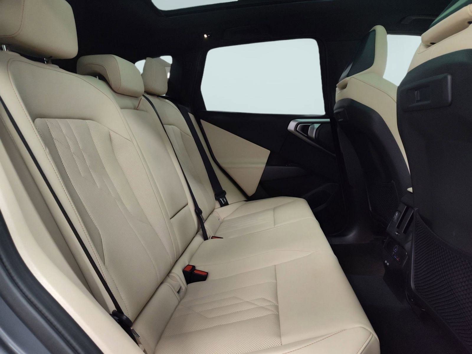 Used 2026 BMW X3 xDrive30 w/ Premium Package image 27