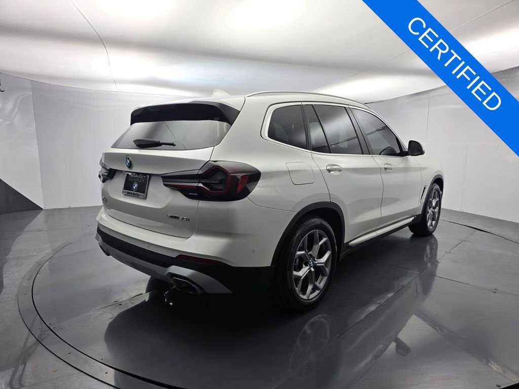 Certified 2024 BMW X3 sDrive30i w/ Convenience Package RWD image 4