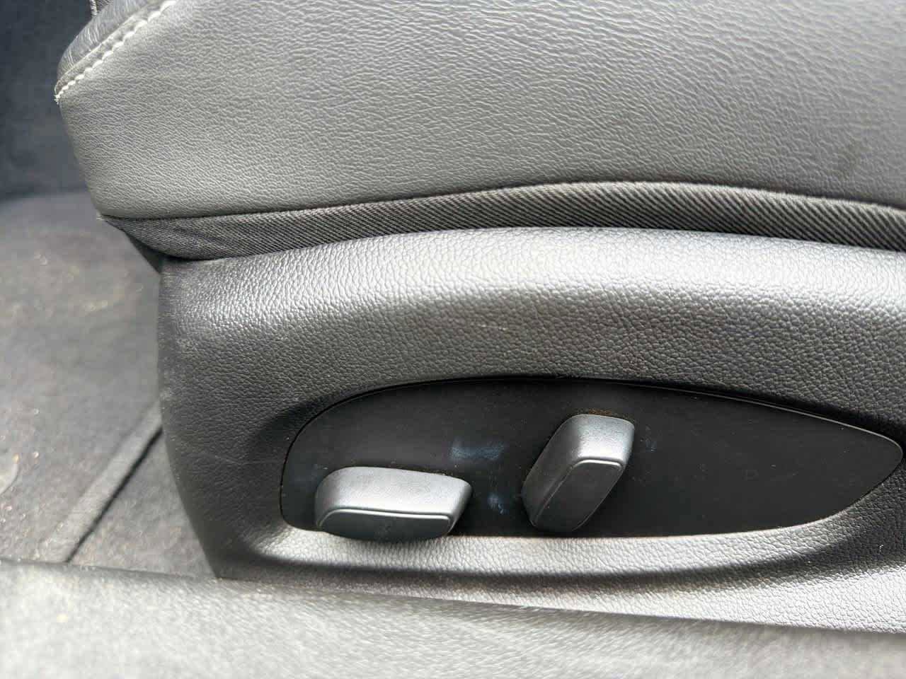 Used 2023 Chevrolet Camaro LT w/ Redline Edition image 17