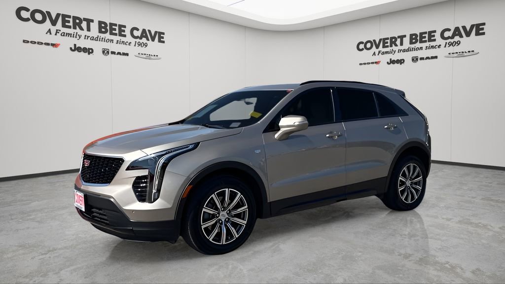 Used 2022 Cadillac XT4 Sport image 3