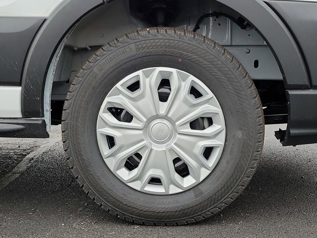 New 2026 Ford Transit 250 148 Medium Roof image 5