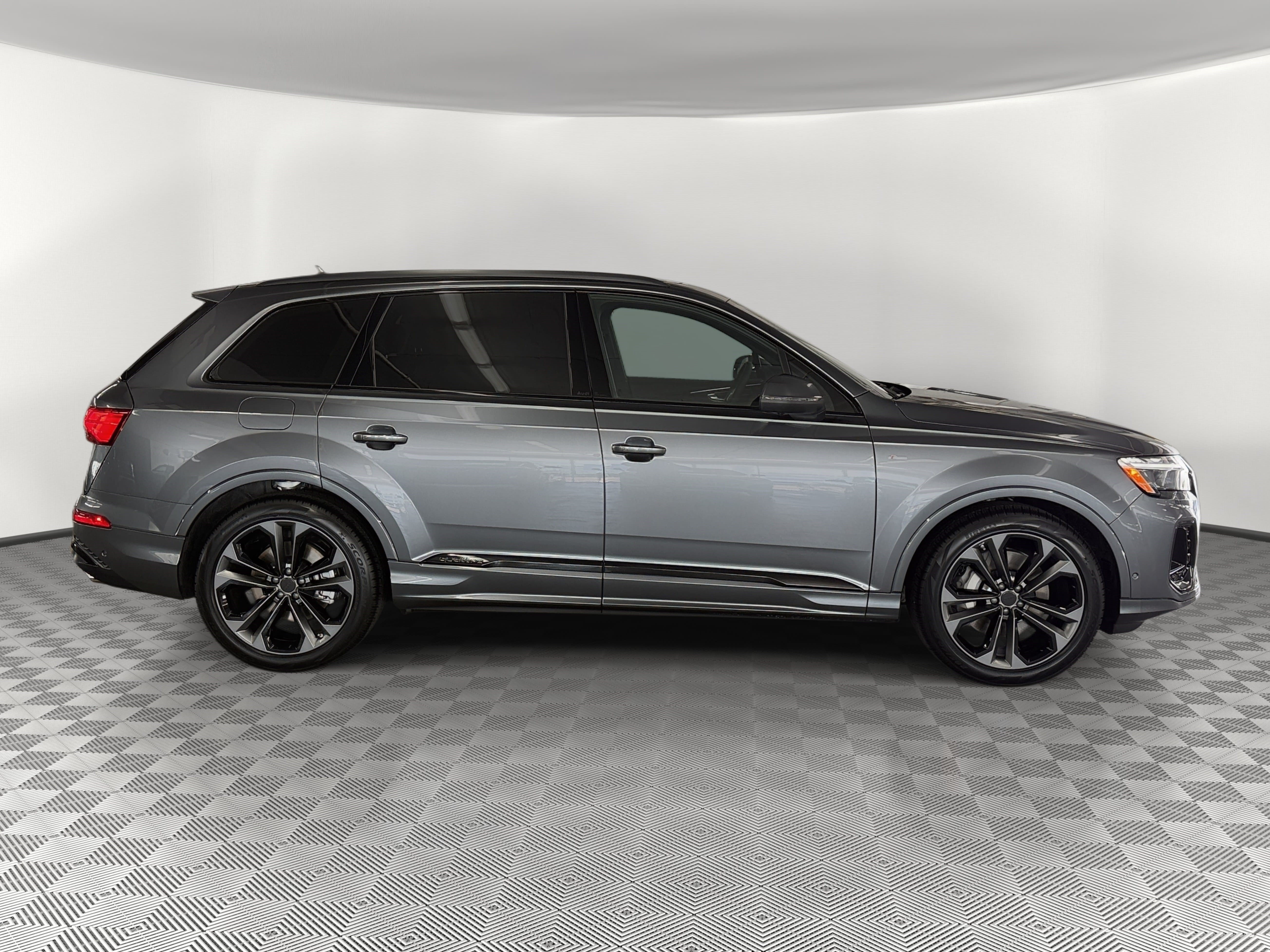 New 2026 Audi Q7 Premium Plus AWD/4WD image 8