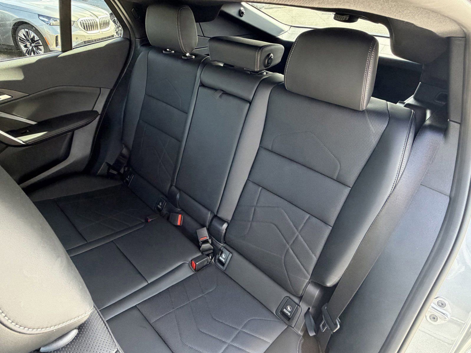 Certified 2025 BMW X2 xDrive28i image 19