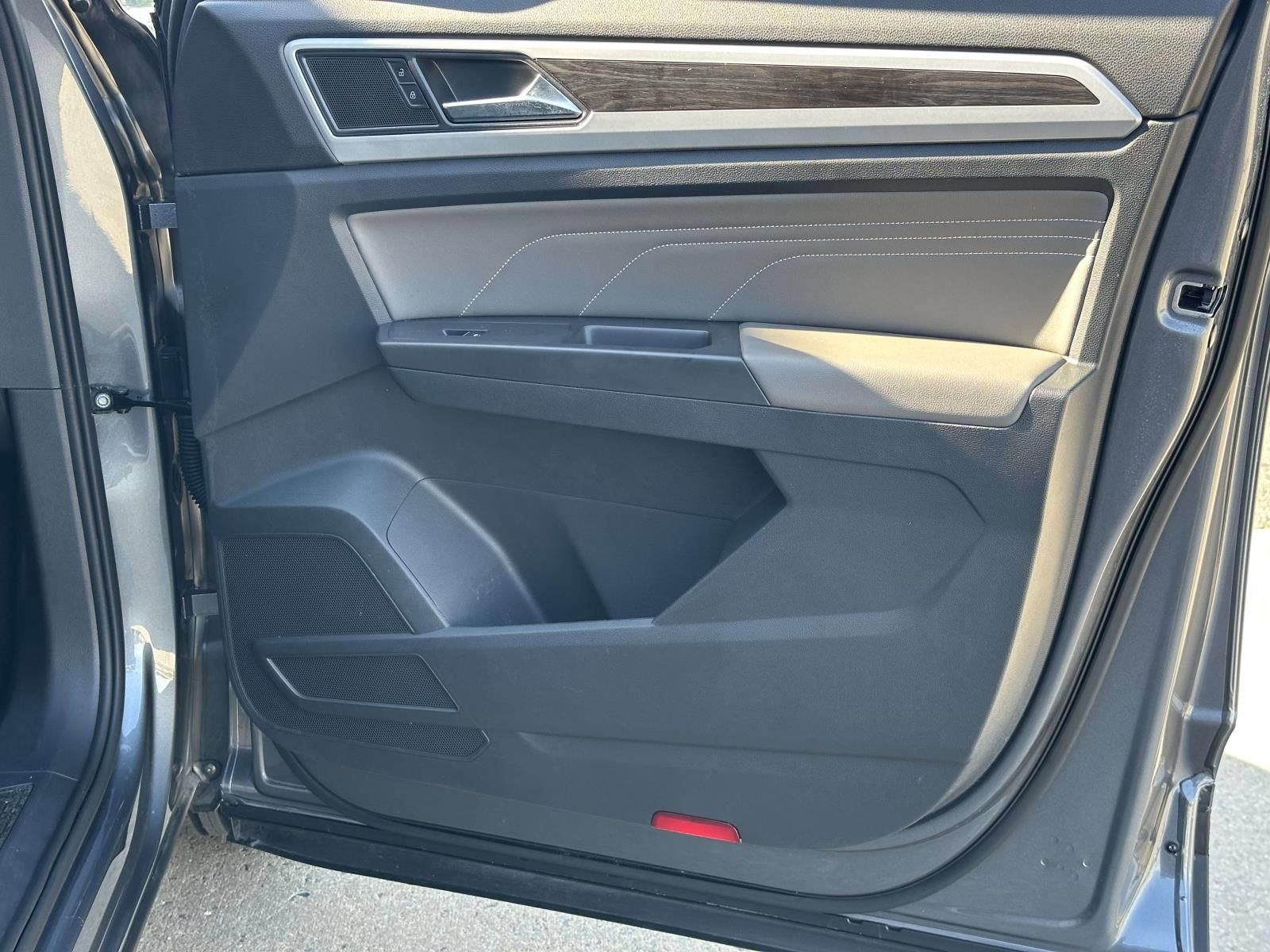 Certified 2023 Volkswagen Atlas SE AWD/4WD image 9