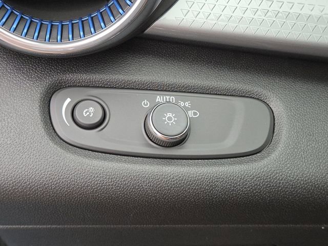 New 2026 Chevrolet Trax LT w/ Driver Confidence Package image 7