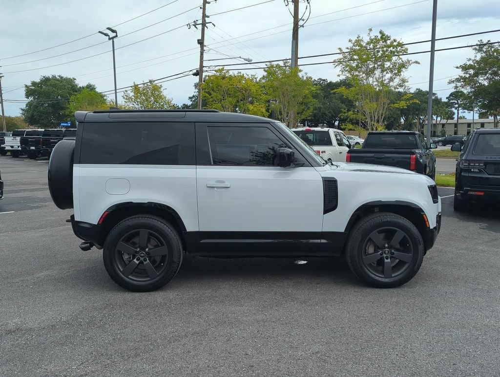 Used 2023 Land Rover Defender 90 X-Dynamic SE AWD/4WD image 7