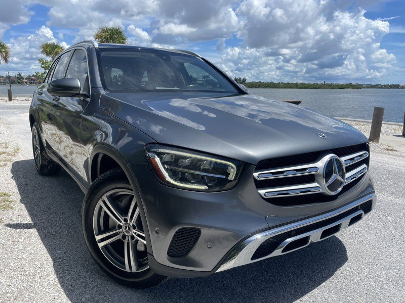 Used 2021 Mercedes-Benz GLC 300 image 1