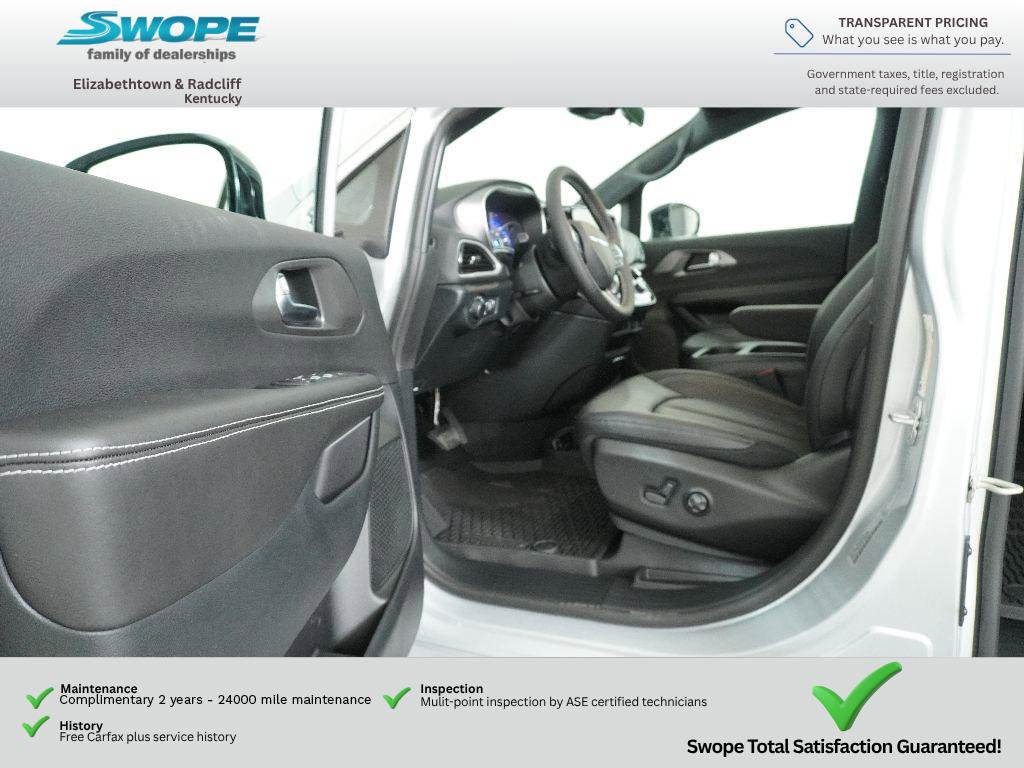New 2026 Chrysler Voyager LX FWD image 13
