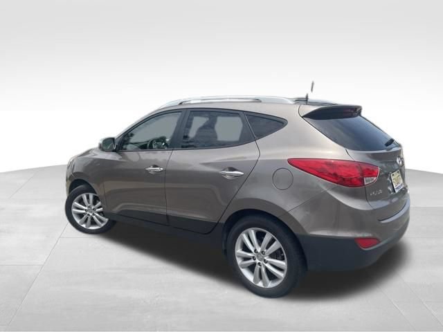 Used 2010 Hyundai Tucson Limited AWD/4WD image 2