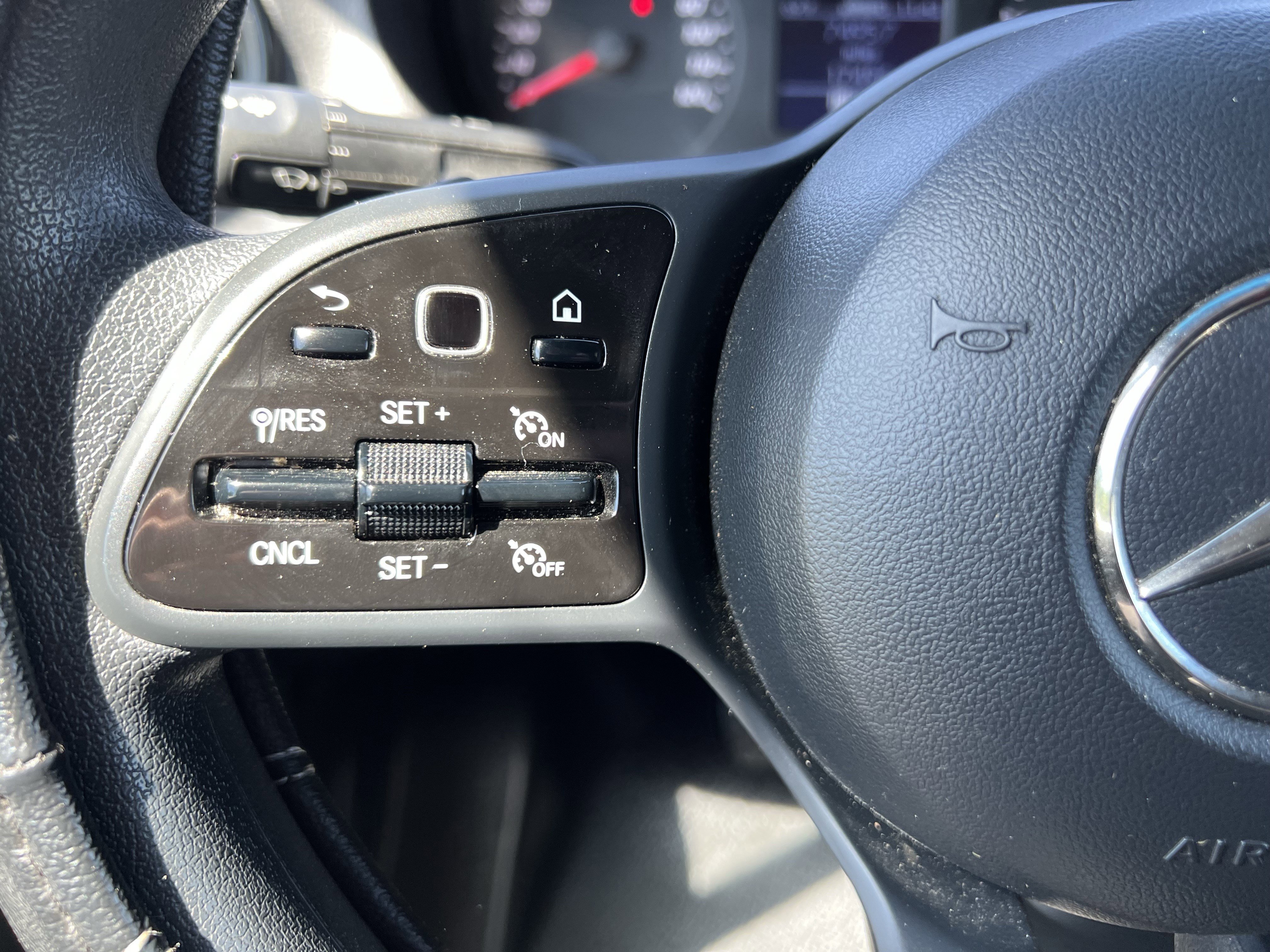 Used 2022 Mercedes-Benz Sprinter 2500 image 19