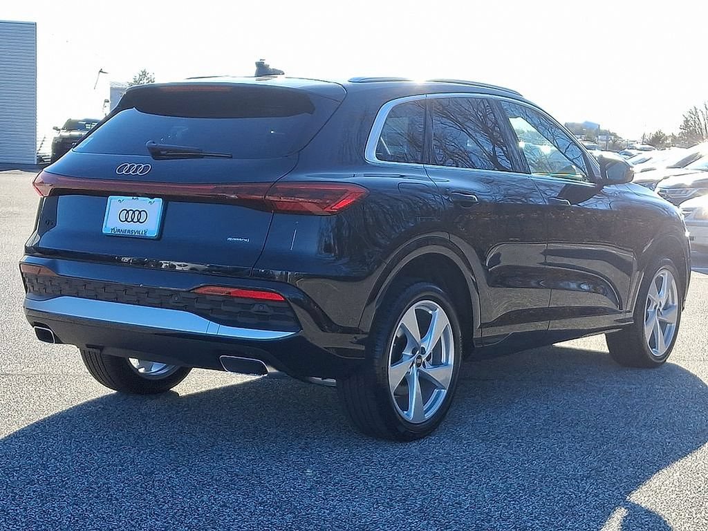 Used 2025 Audi Q5 Premium Plus AWD/4WD image 4