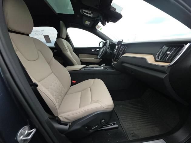 Used 2026 Volvo XC60 B5 Plus AWD/4WD image 10