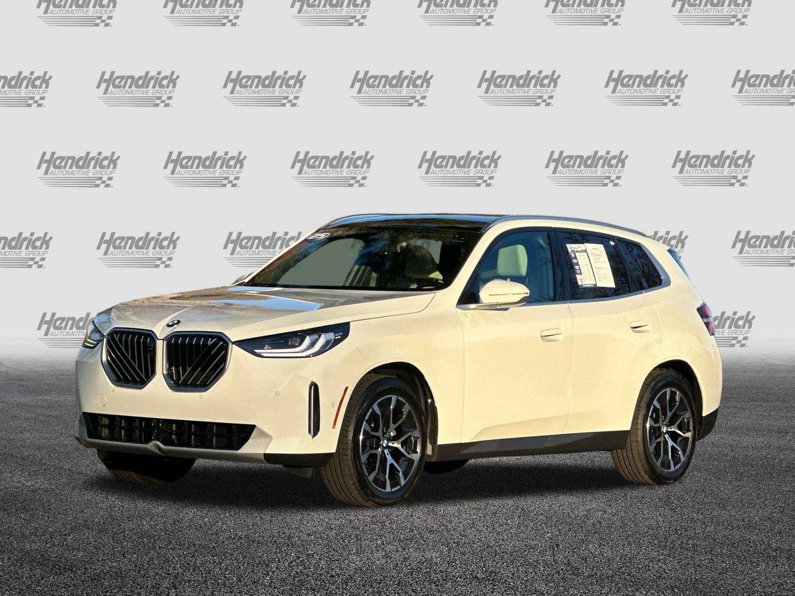 Used 2025 BMW X3 xDrive30i w/ Premium Package image 9
